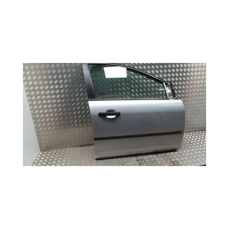 Porte avant droit FORD FOCUS 2 PHASE 1 d’occasion