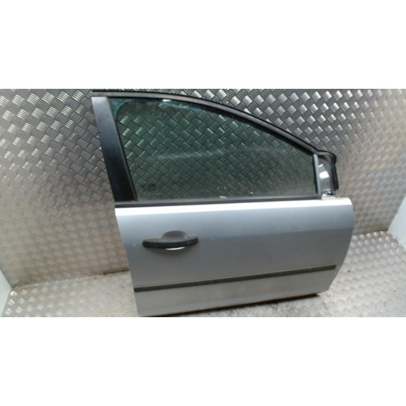 Porte avant droit FORD FOCUS 2 PHASE 1 d’occasion