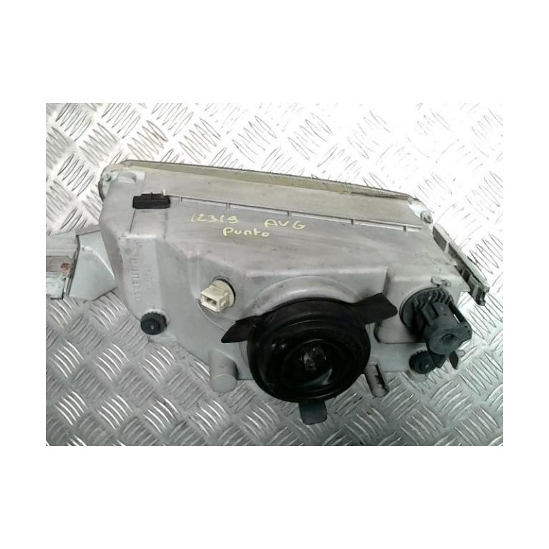 Optique avant principal gauche (feux)(phare) FIAT PUNTO 1 PHASE 1 d’occasion
