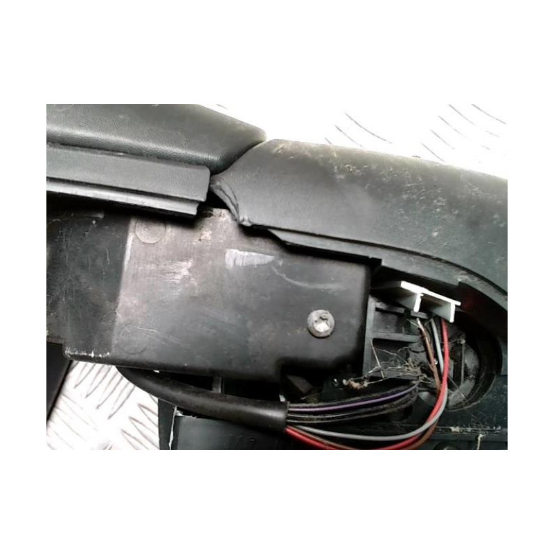 Retroviseur droit RENAULT CLIO 3 PHASE 2 d’occasion