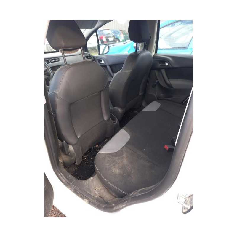 Pare boue arriere droit CITROEN C3 2 PHASE 1 d’occasion