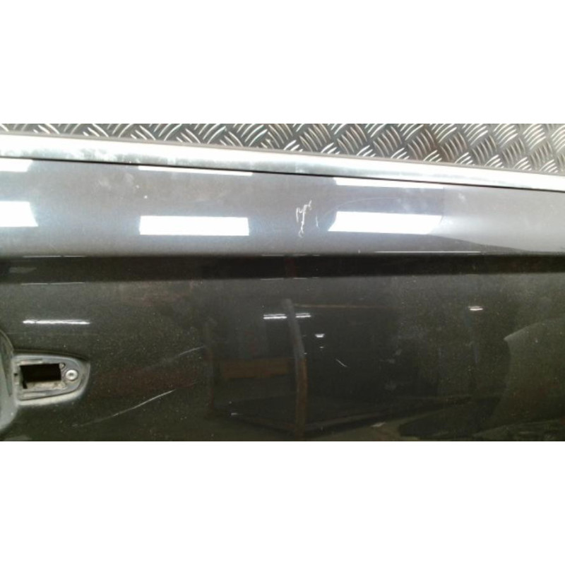 Porte avant droit VOLKSWAGEN GOLF 6 d’occasion