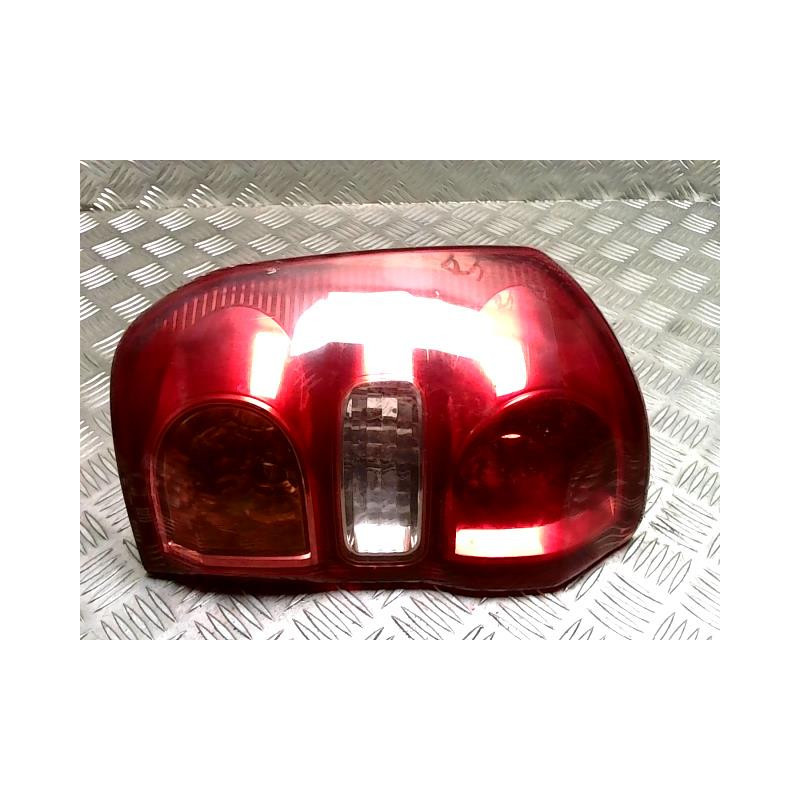 Feu arriere principal gauche (feux) TOYOTA RAV4 2 PHASE 2 d’occasion