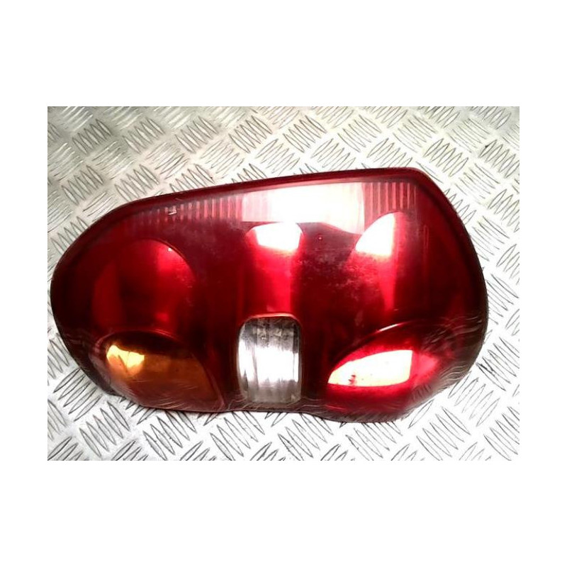 Feu arriere principal gauche (feux) TOYOTA RAV4 2 PHASE 2 d’occasion
