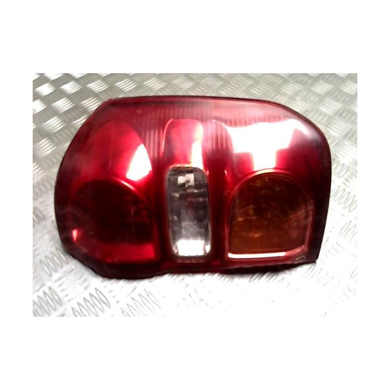 Feu arriere principal droit (feux) TOYOTA RAV4 2 PHASE 2 d’occasion