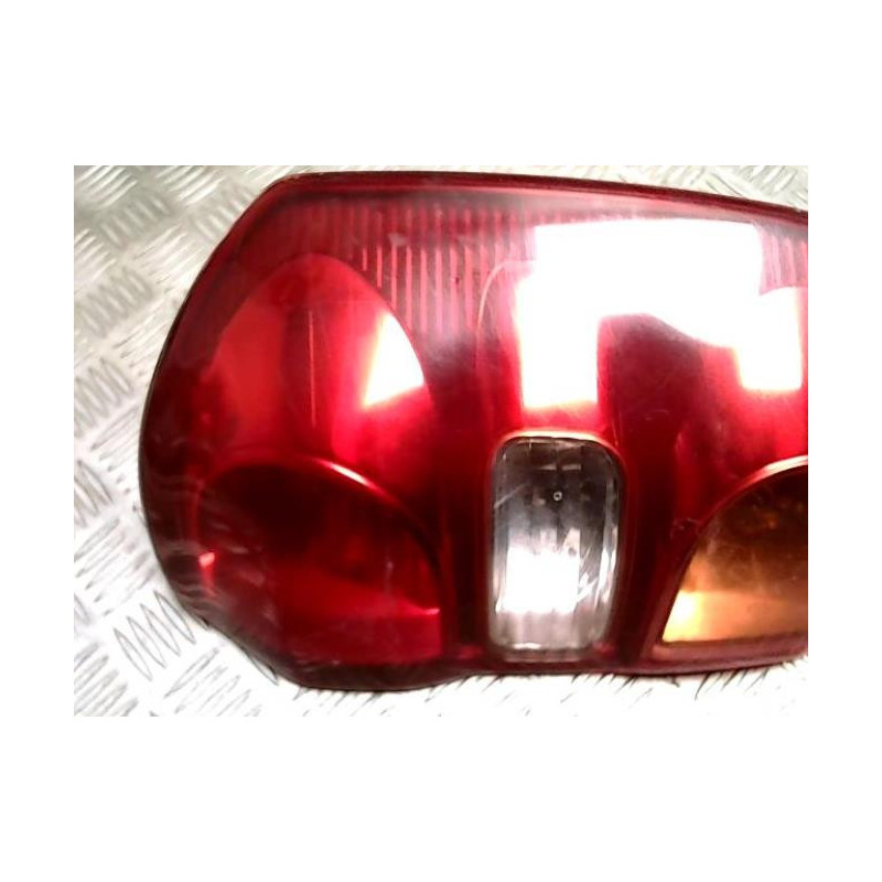 Feu arriere principal droit (feux) TOYOTA RAV4 2 PHASE 2 d’occasion