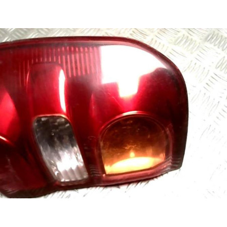 Feu arriere principal droit (feux) TOYOTA RAV4 2 PHASE 2 d’occasion