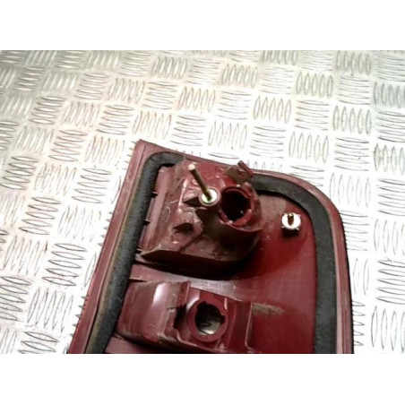 Feu arriere principal droit (feux) TOYOTA RAV4 2 PHASE 2 d’occasion