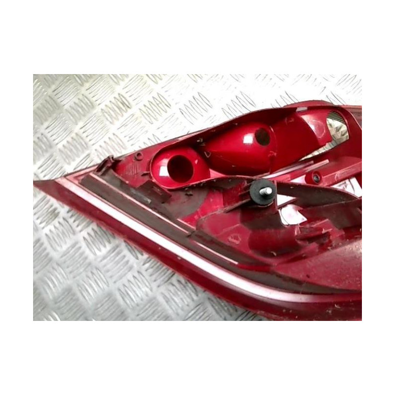 Feu arriere principal droit (feux) PEUGEOT 207 PHASE 1 d’occasion