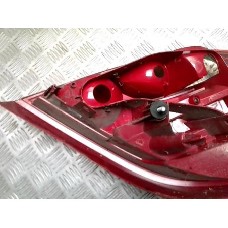 Feu arriere principal droit (feux) PEUGEOT 207 PHASE 1 d’occasion