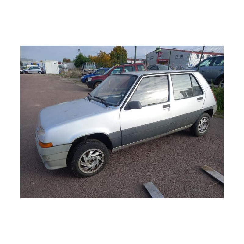 Feu arriere principal droit (feux) RENAULT SUPER 5 d’occasion