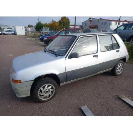 Feu arriere principal droit (feux) RENAULT SUPER 5 d’occasion