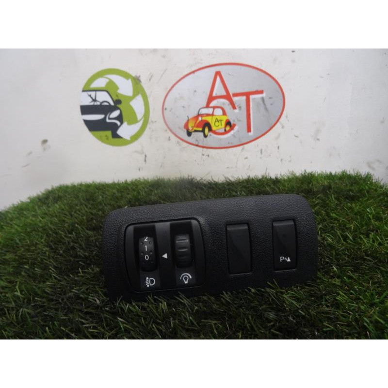 Commande de reglage hauteur de phare RENAULT  d’occasion