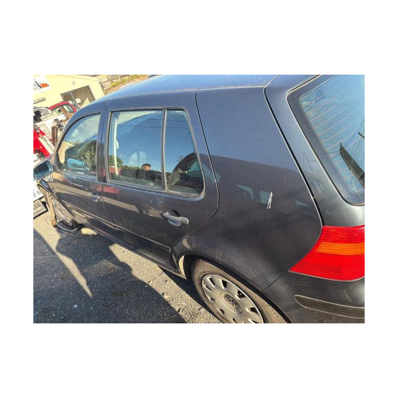 Feu arriere principal droit (feux) VOLKSWAGEN GOLF 4 d’occasion