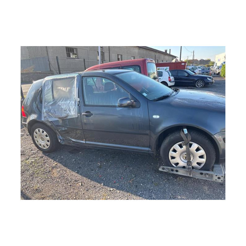 Feu arriere principal droit (feux) VOLKSWAGEN GOLF 4 d’occasion