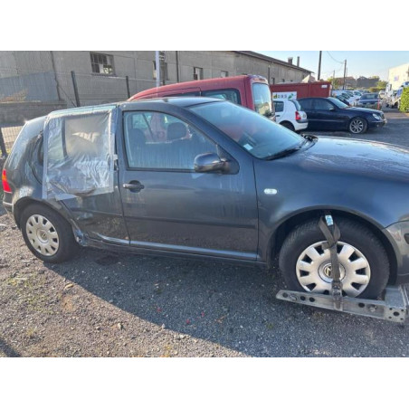 Feu arriere principal droit (feux) VOLKSWAGEN GOLF 4 d’occasion
