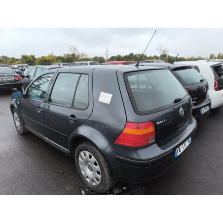 Feu arriere principal droit (feux) VOLKSWAGEN GOLF 4 d’occasion