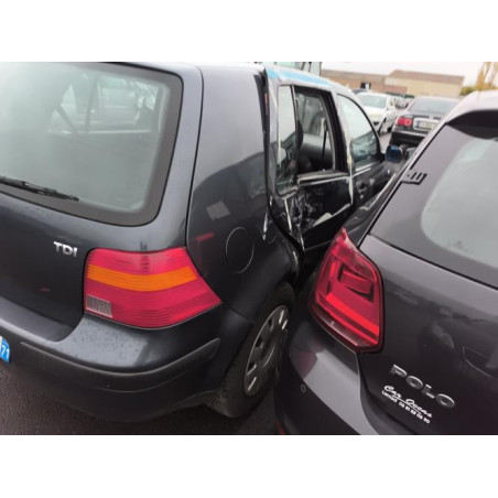 Feu arriere principal droit (feux) VOLKSWAGEN GOLF 4 d’occasion