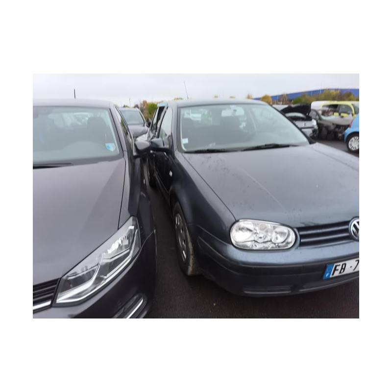 Feu arriere principal droit (feux) VOLKSWAGEN GOLF 4 d’occasion