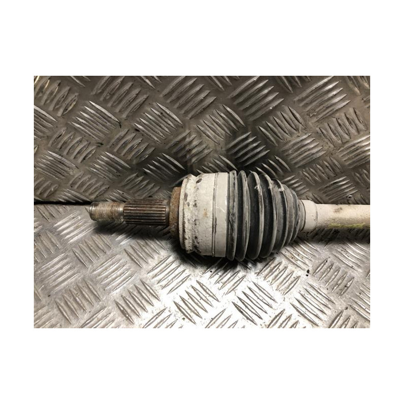 Cardan gauche (transmission) RENAULT SCENIC 3 PHASE 2 d’occasion