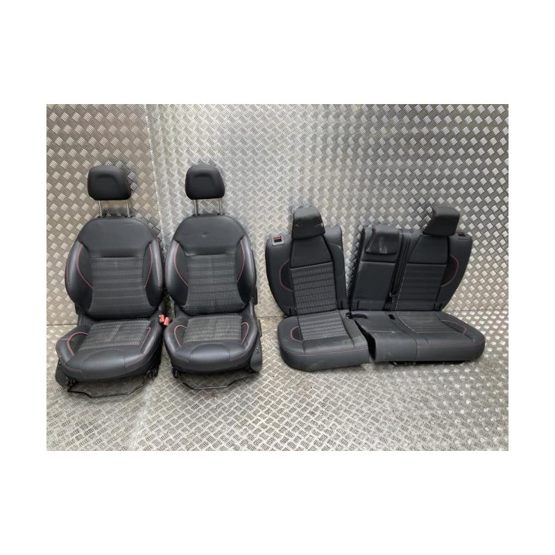 Interieur complet PEUGEOT 2008 1 PHASE 2 d’occasion
