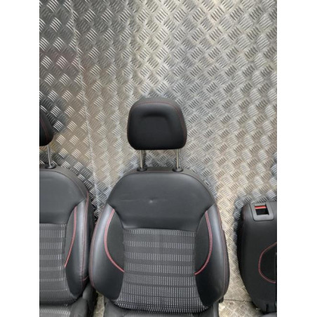 Interieur complet PEUGEOT 2008 1 PHASE 2 d’occasion