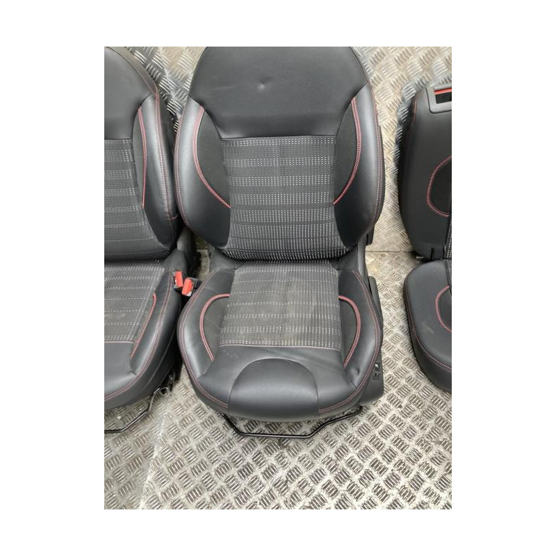 Interieur complet PEUGEOT 2008 1 PHASE 2 d’occasion