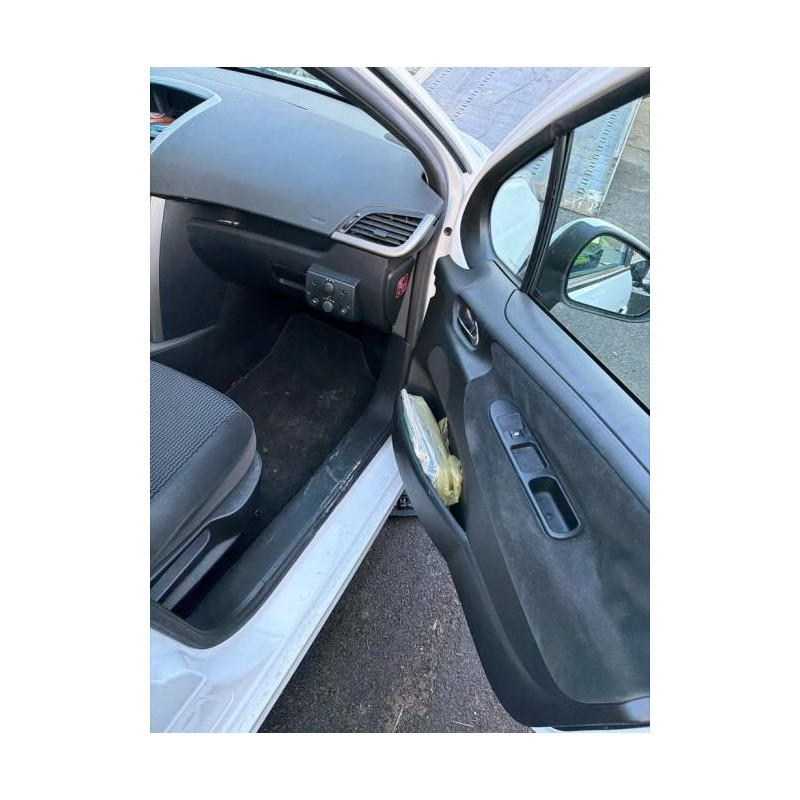 Feu arriere principal droit (feux) PEUGEOT 207 PHASE 1 d’occasion
