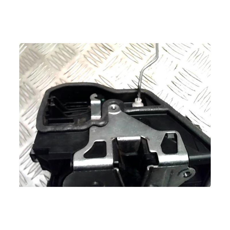 Serrure avant droit BMW SERIE 3 E92 COUPE PHASE 1 d’occasion