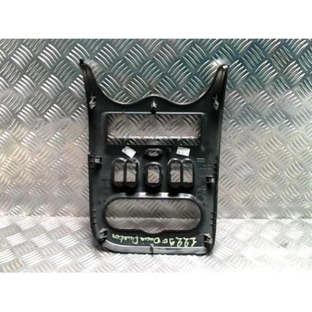 Facade autoradio DACIA DUSTER 1 PHASE 1 d’occasion