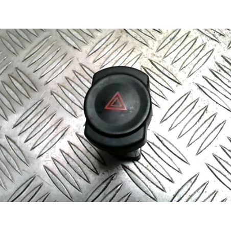 Bouton de warning DACIA DUSTER 1 PHASE 1 d’occasion