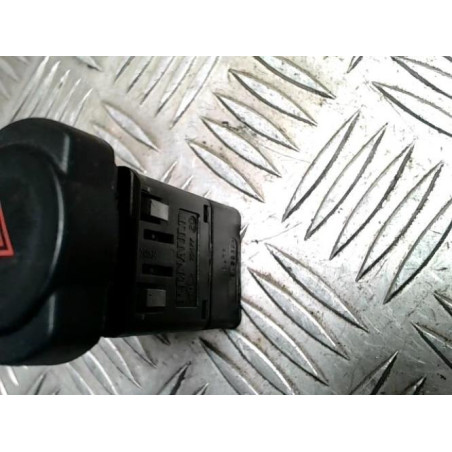 Bouton de warning DACIA DUSTER 1 PHASE 1 d’occasion