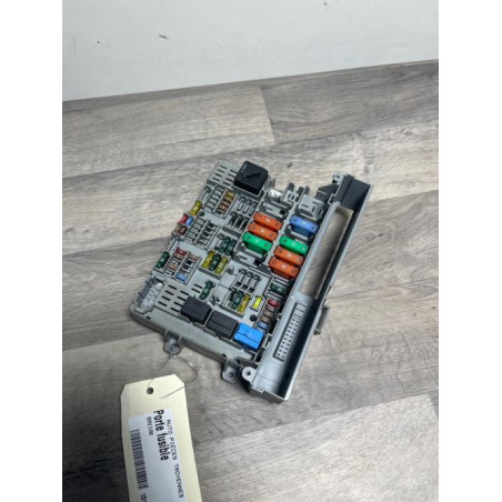 Porte fusible BMW  d’occasion