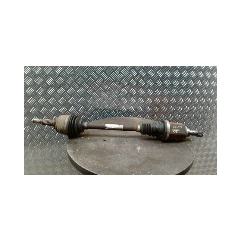 Cardan gauche (transmission) DACIA SANDERO 2 PHASE 2 d’occasion