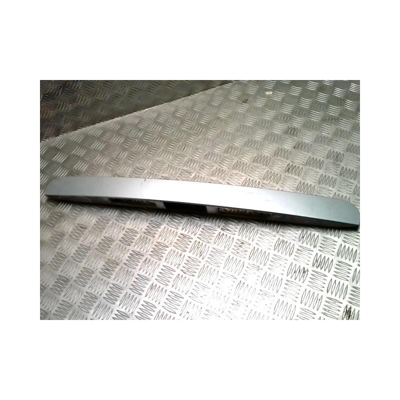 Baguette de coffre PEUGEOT 207 PHASE 1 d’occasion