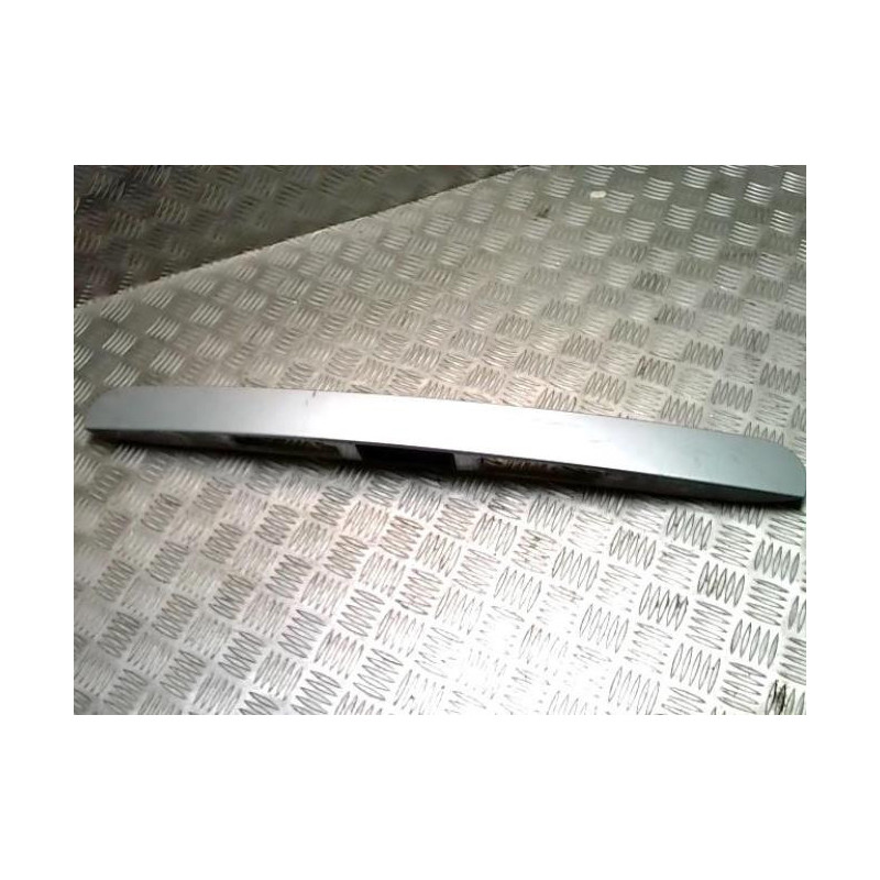 Baguette de coffre PEUGEOT 207 PHASE 1 d’occasion