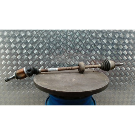 Cardan droit (transmission) DACIA SANDERO 2 PHASE 2 d’occasion