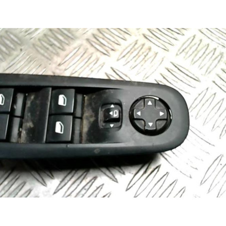 Interrupteur de leve vitre avant gauche PEUGEOT 308 2 PHASE 1 d’occasion