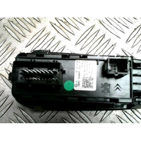 Interrupteur de leve vitre avant gauche PEUGEOT 308 2 PHASE 1 d’occasion