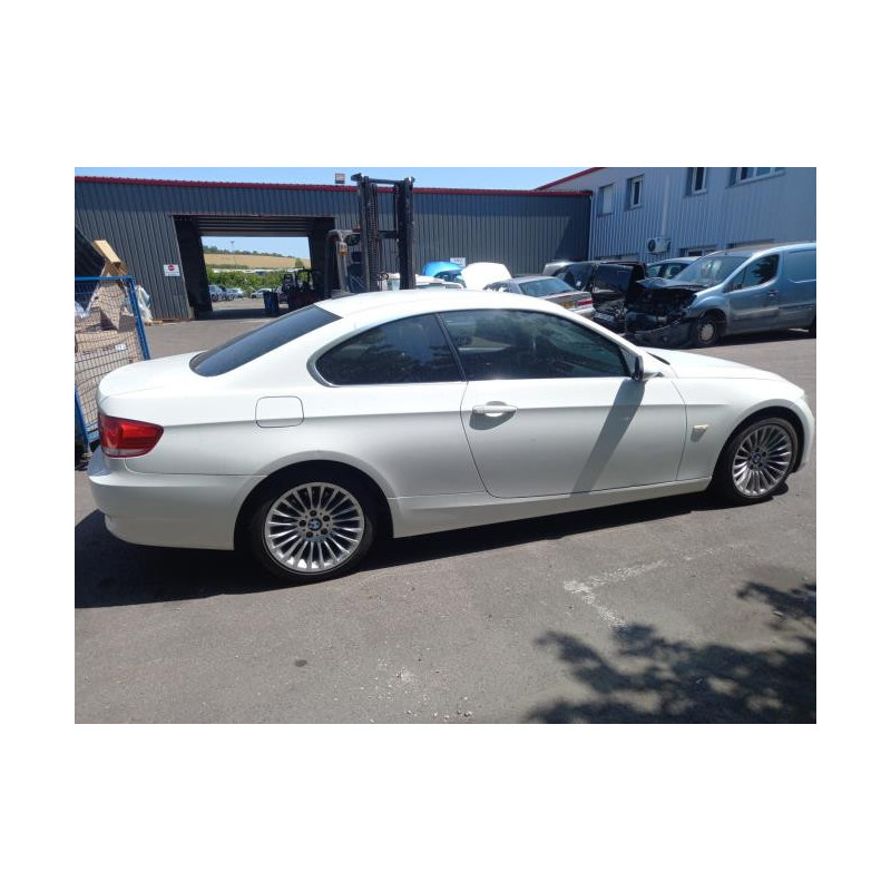 Renfort pare choc avant (traverse) BMW SERIE 3 E92 COUPE PHASE 1 d’occasion