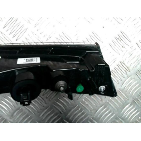 Feu arriere secondaire droit (feux) RENAULT CAPTUR 2 PHASE 1 d’occasion