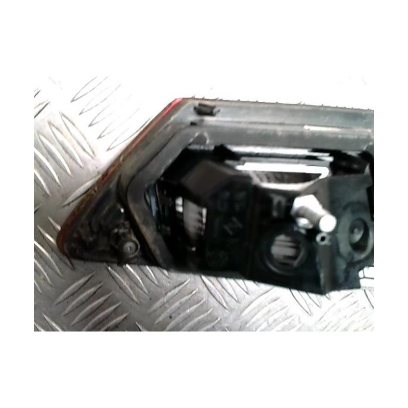 Feu arriere secondaire droit (feux) RENAULT CLIO 4 PHASE 2 d’occasion