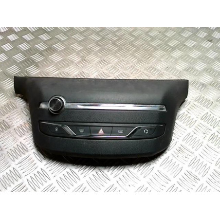 Bouton de warning PEUGEOT 308 2 PHASE 1 d’occasion