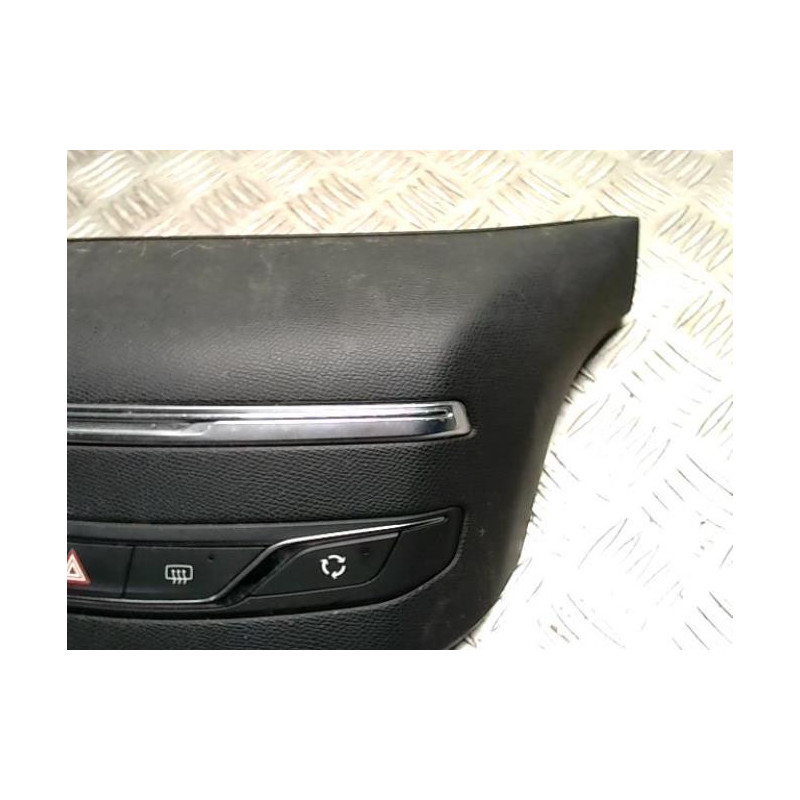 Bouton de warning PEUGEOT 308 2 PHASE 1 d’occasion