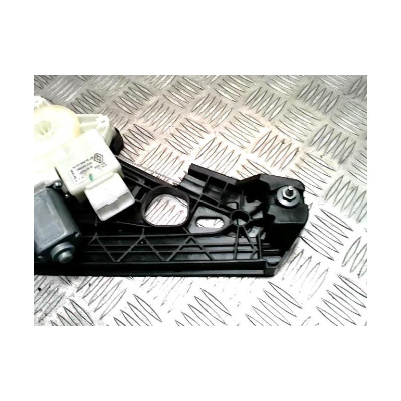 Leve vitre electrique arriere gauche RENAULT CAPTUR 2 PHASE 1 d’occasion