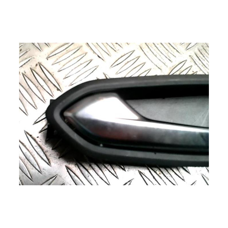 Poignee interieur arriere gauche RENAULT CAPTUR 2 PHASE 1 d’occasion