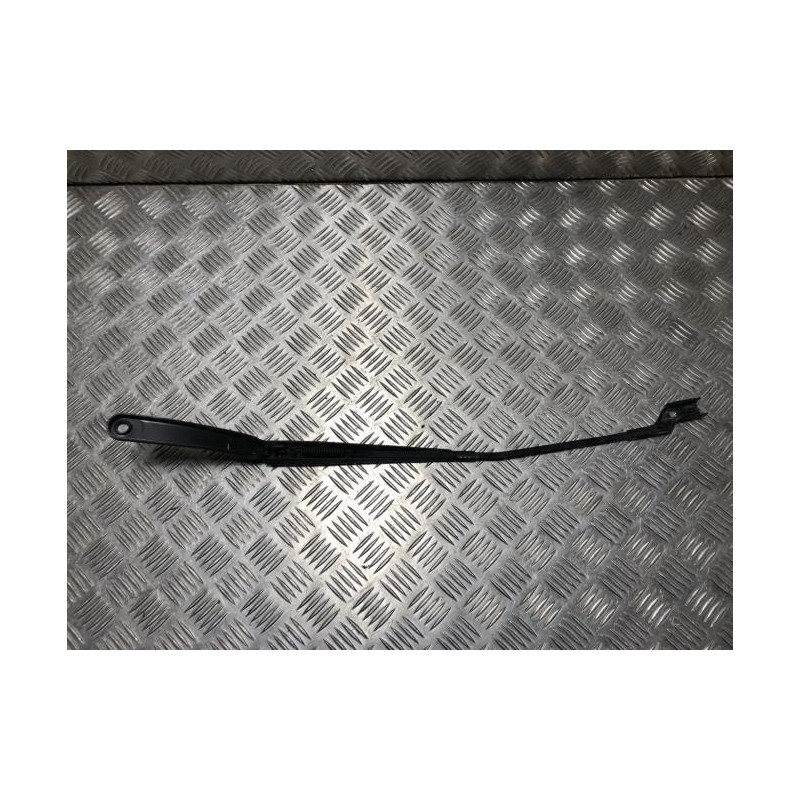 Bras essuie glace avant droit FORD FOCUS 4 PHASE 1 d’occasion