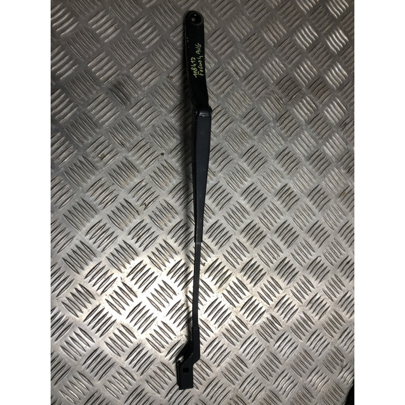 Bras essuie glace avant gauche FORD FOCUS 4 PHASE 1 d’occasion