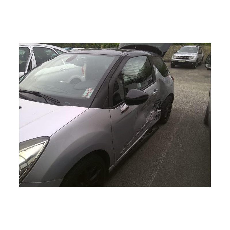 Charniere de capot CITROEN DS3 PHASE 1 d’occasion