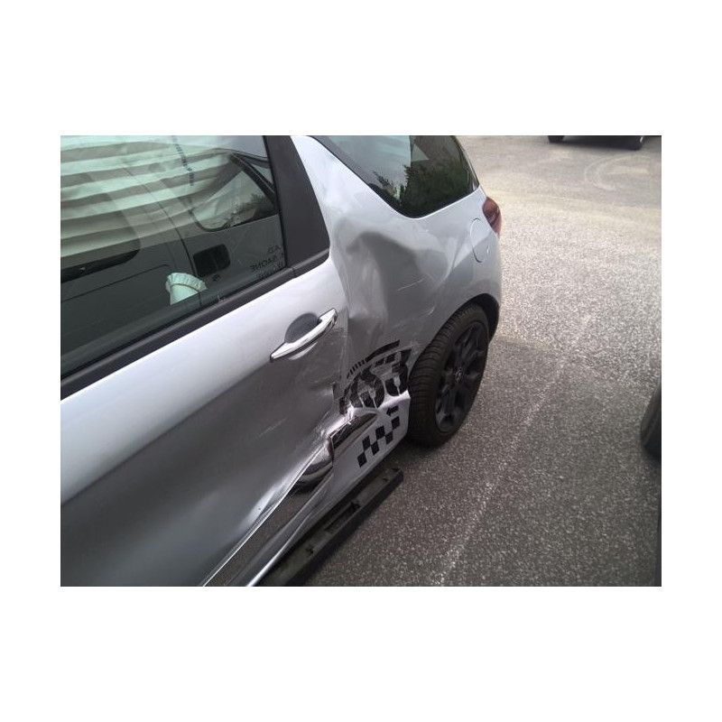 Charniere de capot CITROEN DS3 PHASE 1 d’occasion